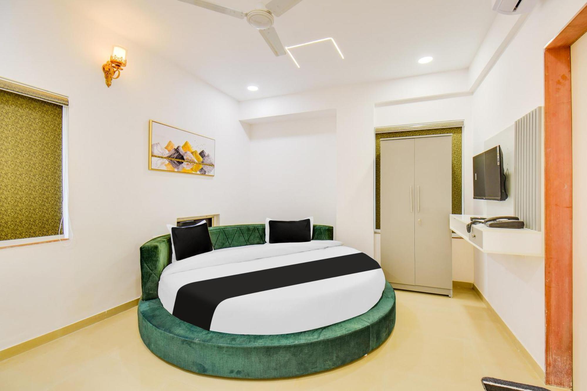Hotel O The Leela Inn Pune Eksteriør billede